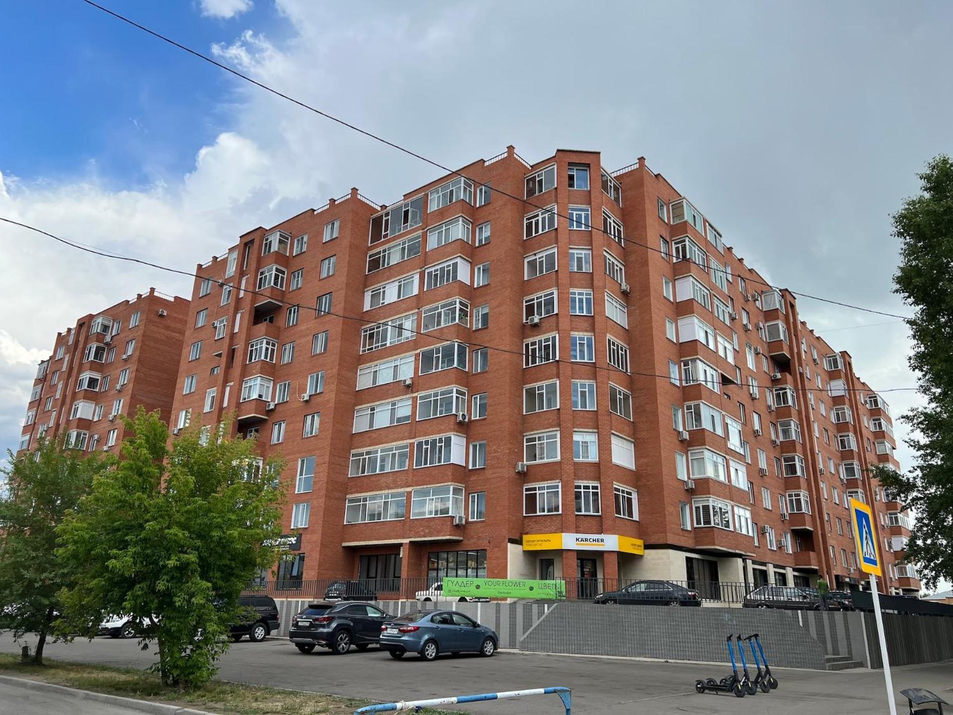 Uutnaya Quartira V Novom Dome Apartment พาฟโลดาร์ ภายนอก รูปภาพ